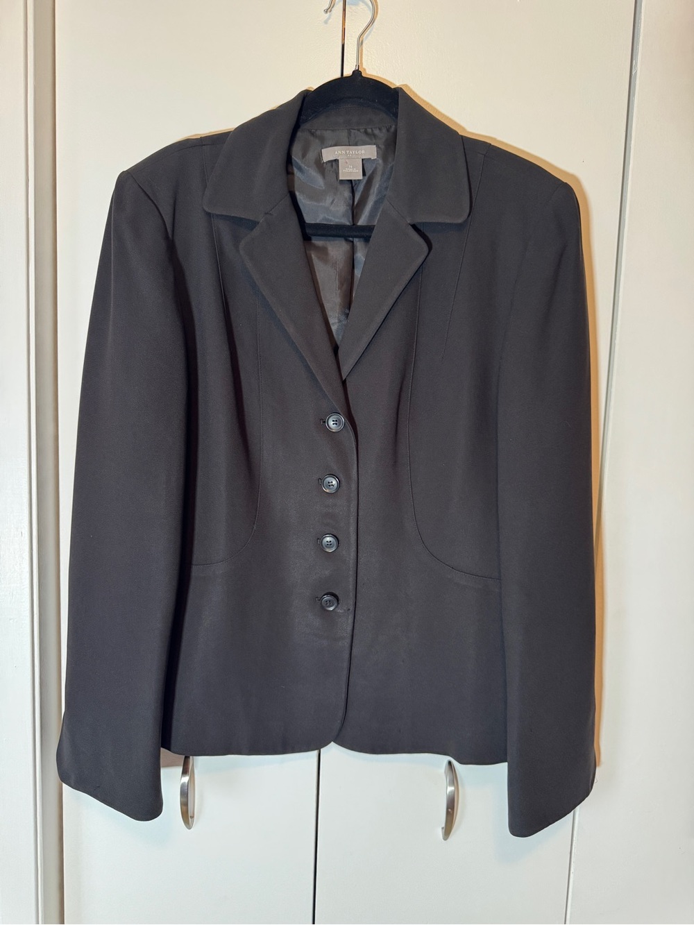 Ann Taylor Black Single-Breasted Tailored Blazer